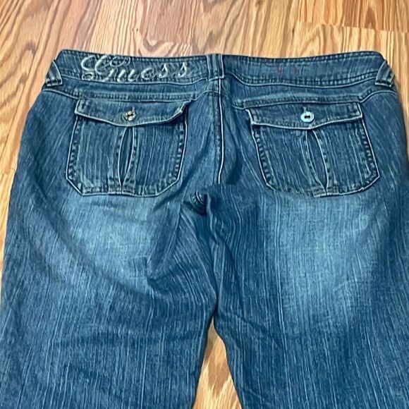 Guess Y2K Crop Capri Jeans , low rise, 28 - Picture 3 of 9